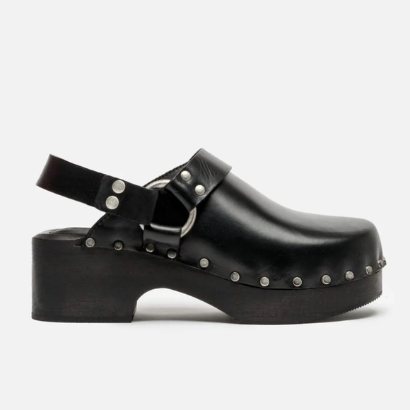 Re/Done Shoes - Re/done 70s Studded Leather Slingback Clogs